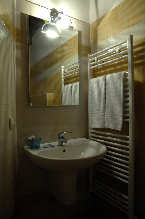 Albergo Parigi Arsie Quarto foto